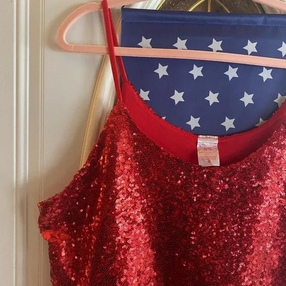 No Boundaries NWT red sequin peplum camisole - Picture 5 of 6